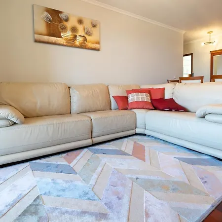 公寓 Alberto 丰沙尔