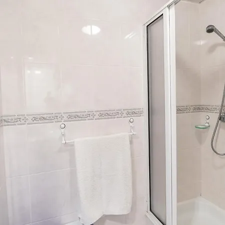 公寓 Alberto 丰沙尔