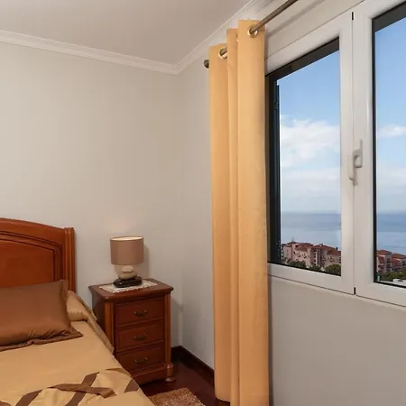 شقة Alberto فونشال